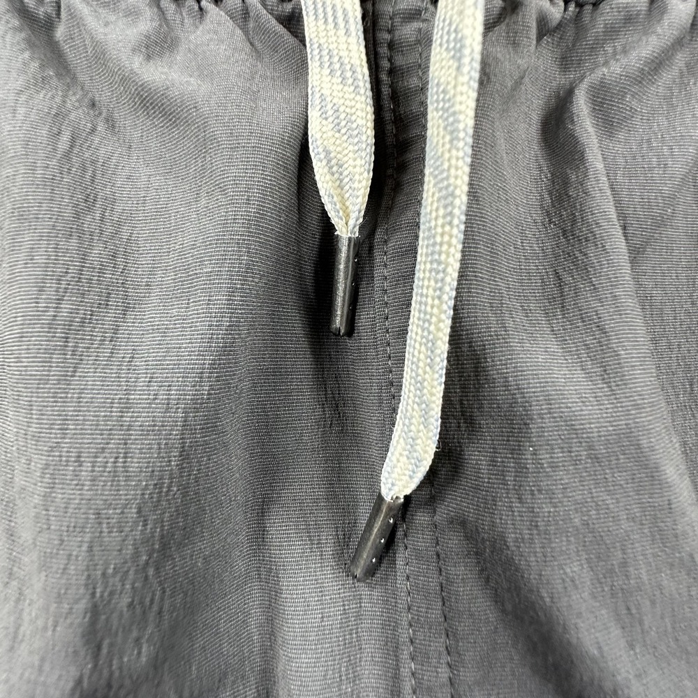 Vuori Birch Shorts Womens Medium Gray 3" High Rise Running Gym Relaxed Fit - Picture 4 of 10